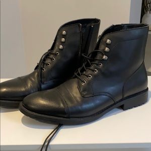 Men’s black boots